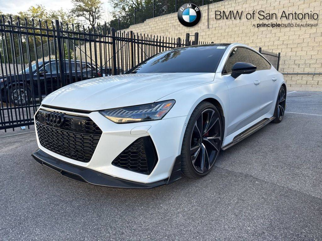2022 Audi RS 7