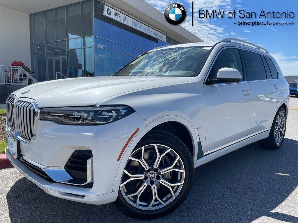 2022 BMW X7