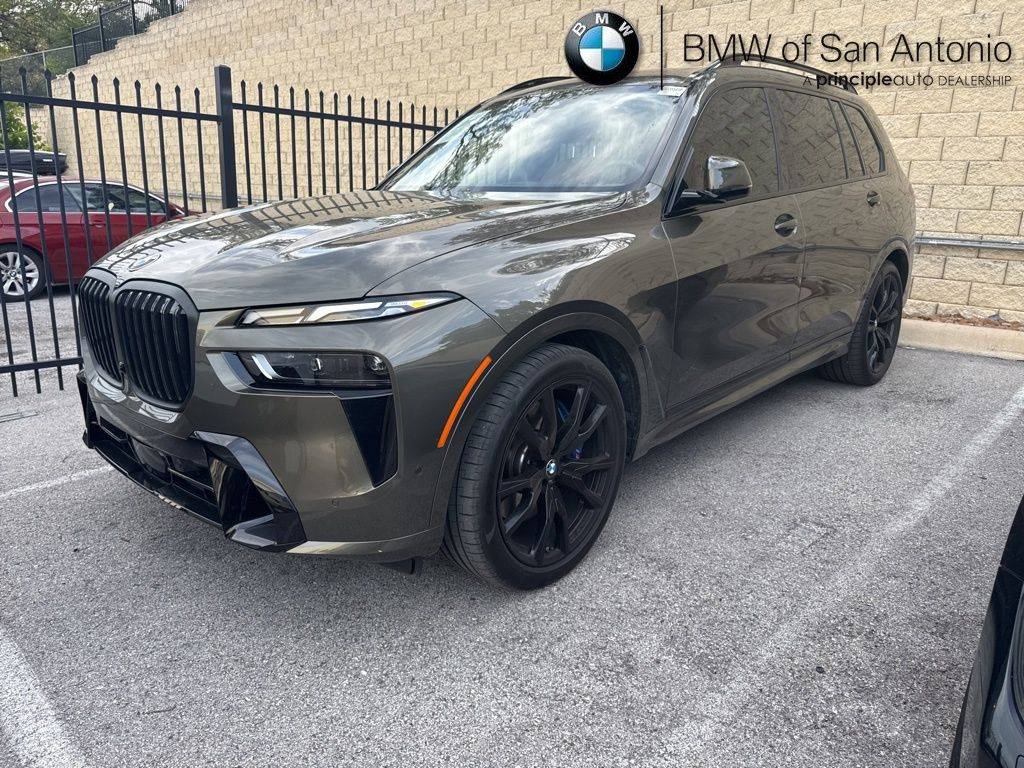 2025 BMW X7