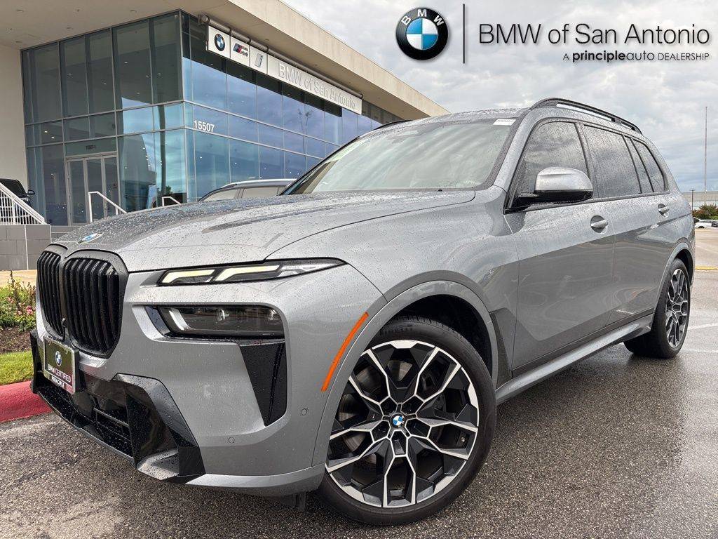 2023 BMW X7