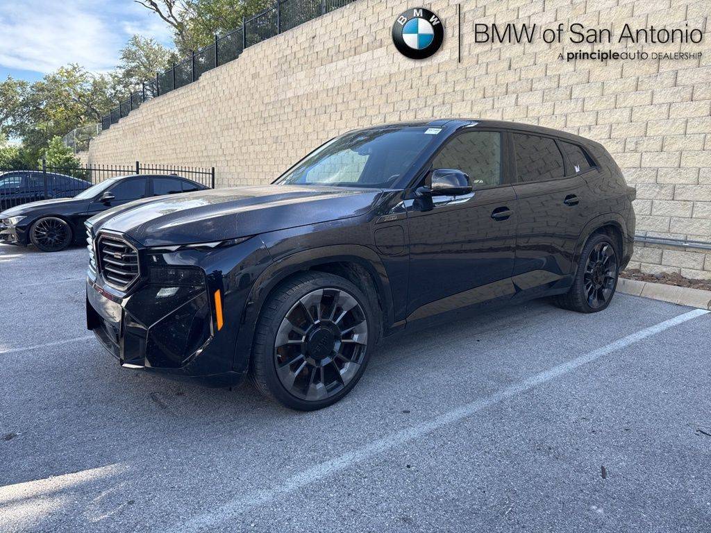 2023 BMW Xm