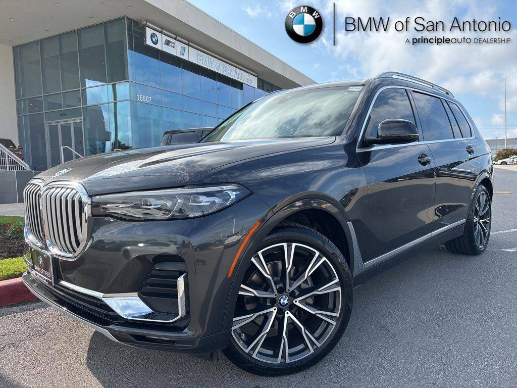 2021 BMW X7