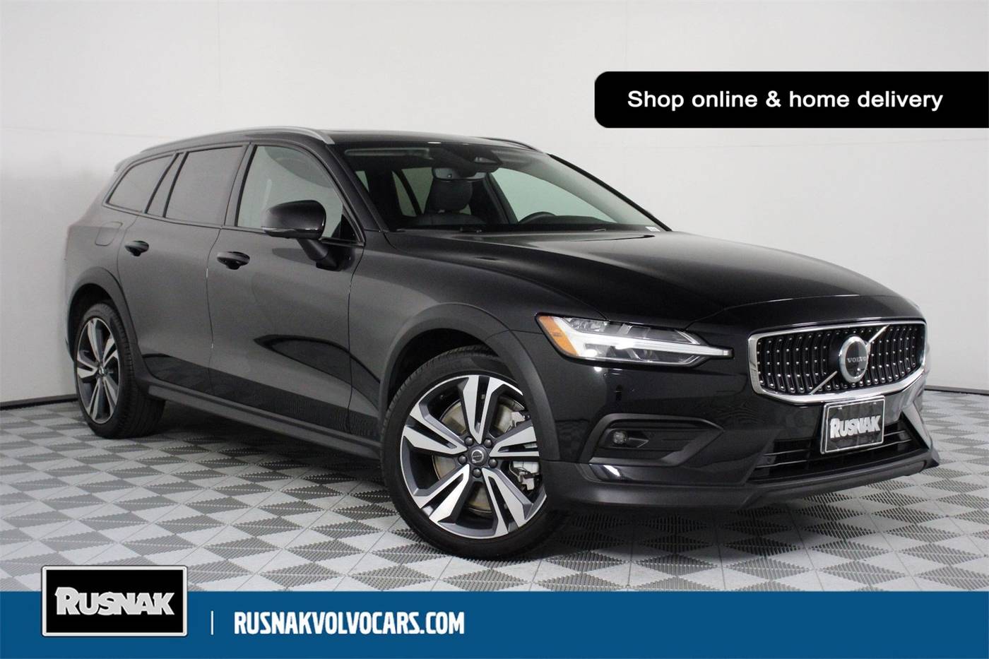 2025 Volvo V60 Cross Country