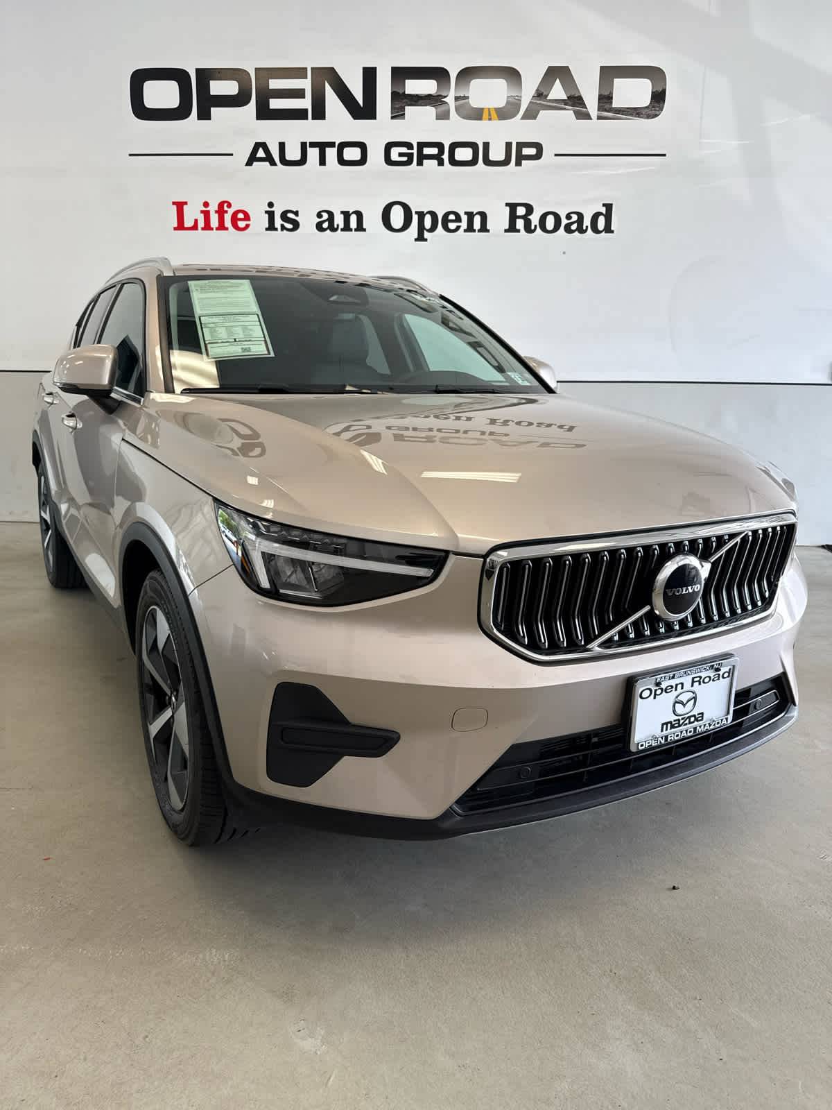 2024 Volvo XC40