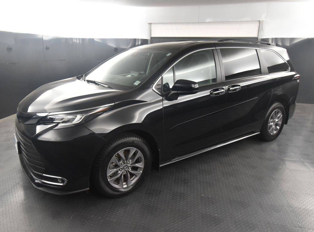 2023 Toyota Sienna