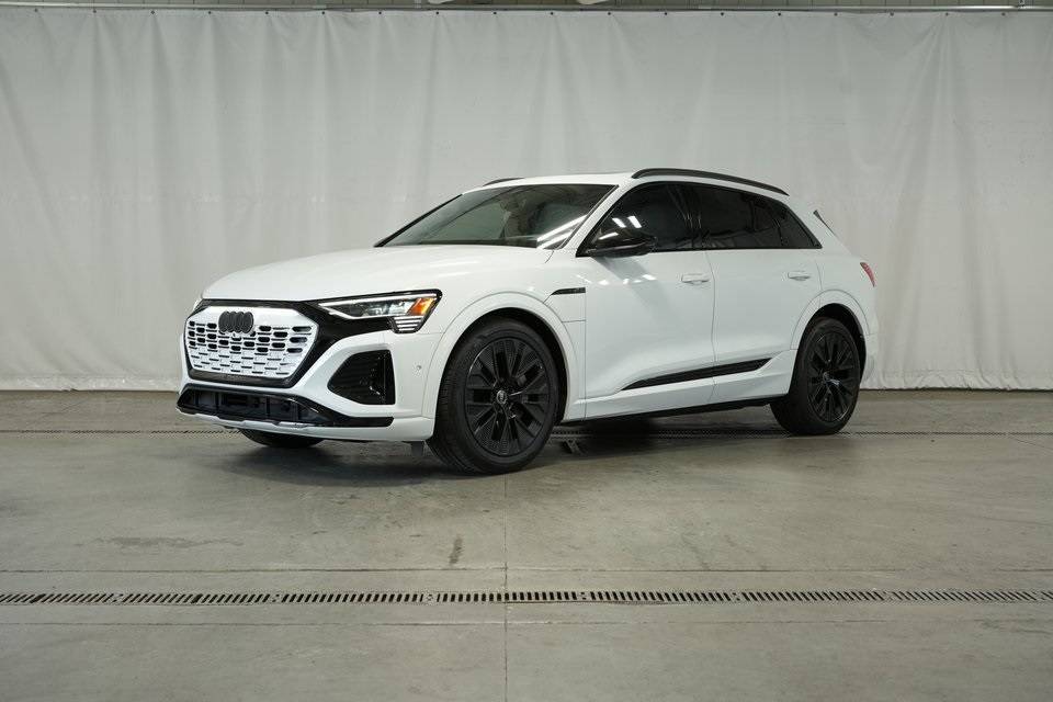 2024 Audi Q8 E-tron