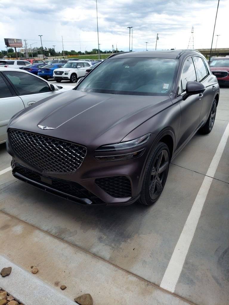 2023 Genesis Gv70