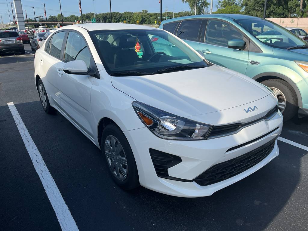 2023 Kia RIO