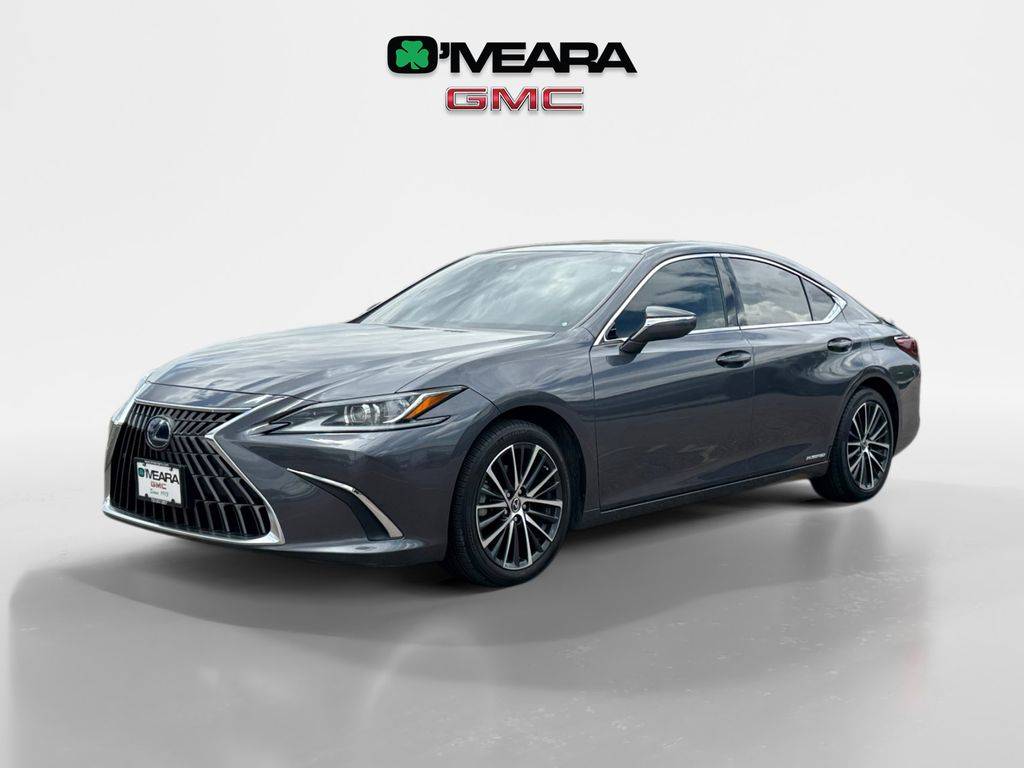 2022 Lexus ES
