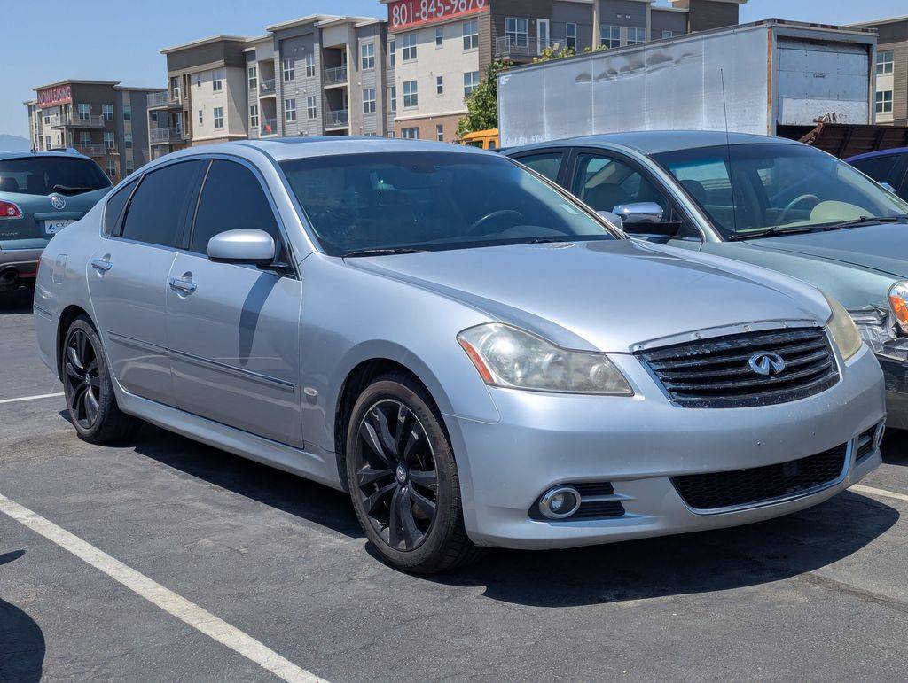 2010 Infiniti M35