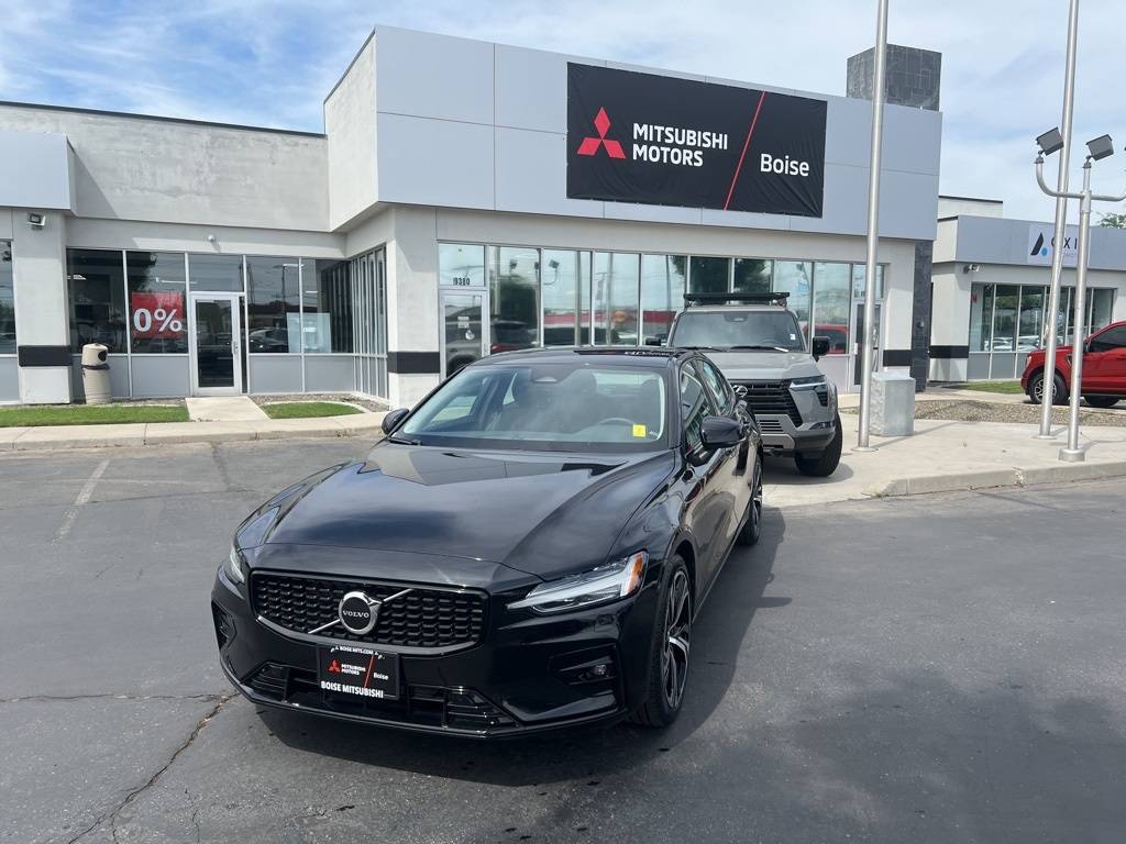 2025 Volvo S60