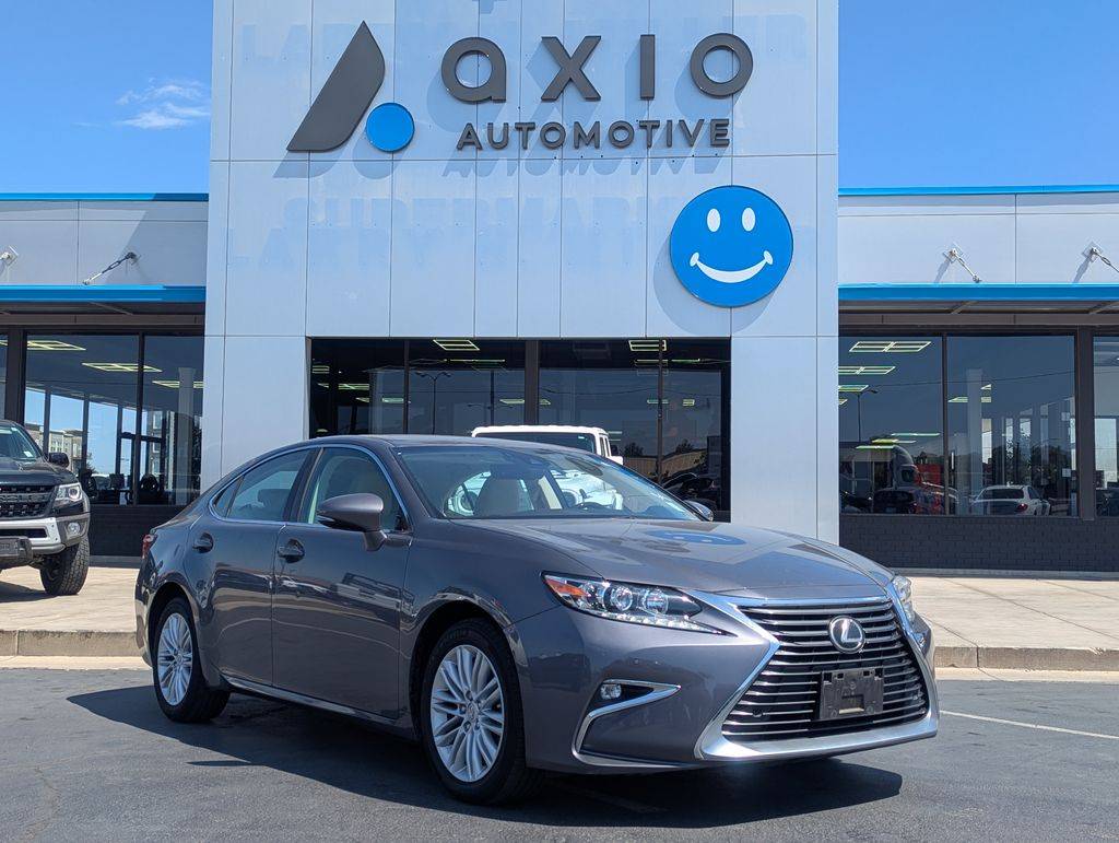 2017 Lexus ES