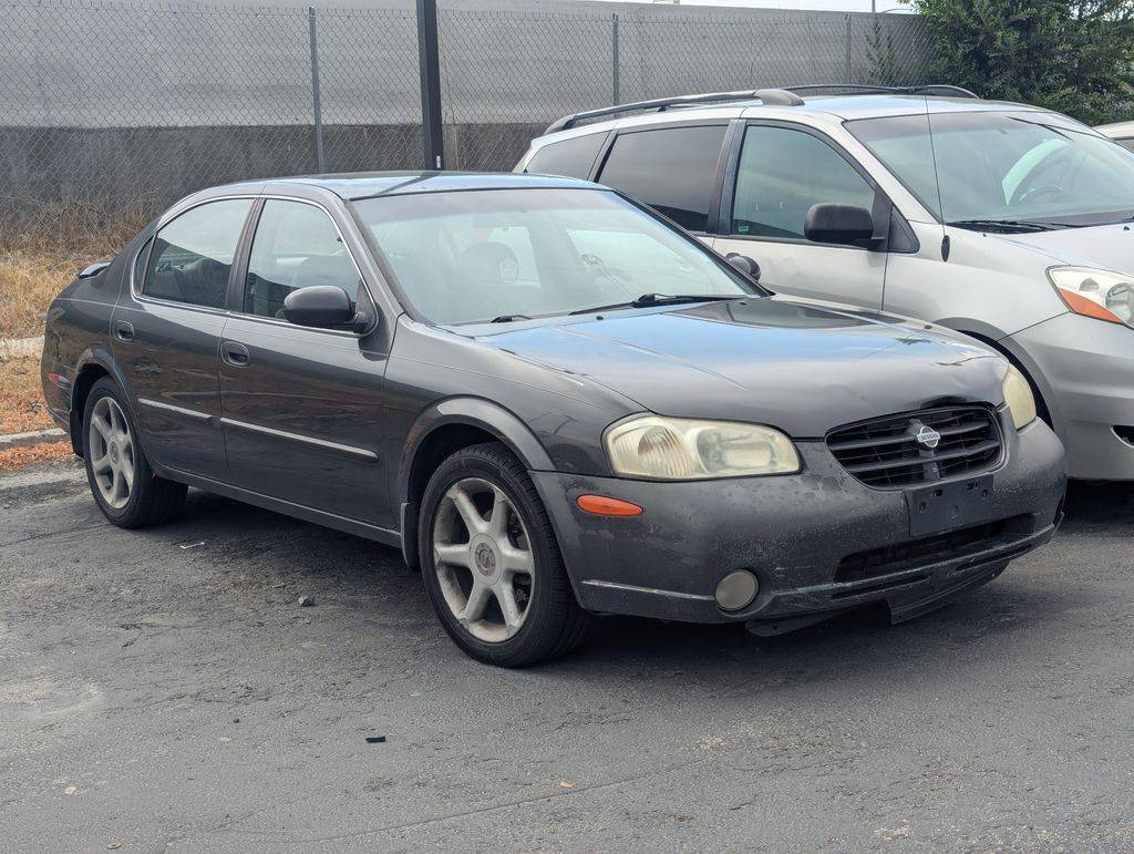 2000 Nissan Maxima