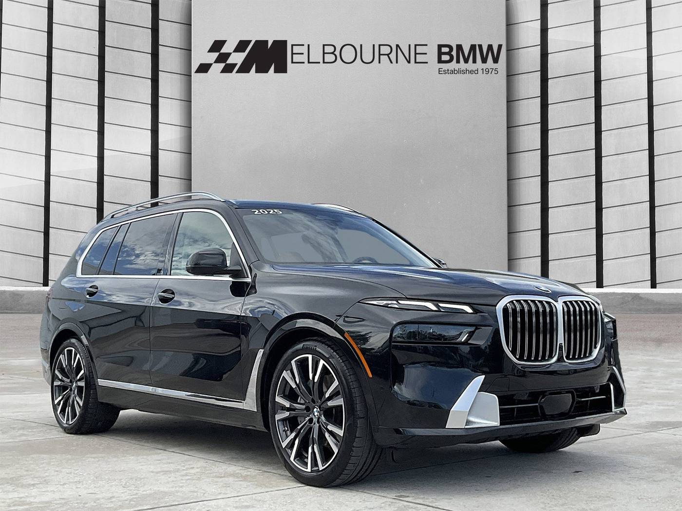 2025 BMW X7