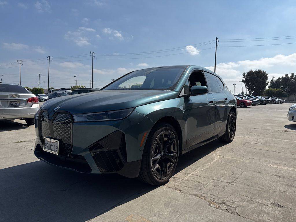 2025 BMW Ix