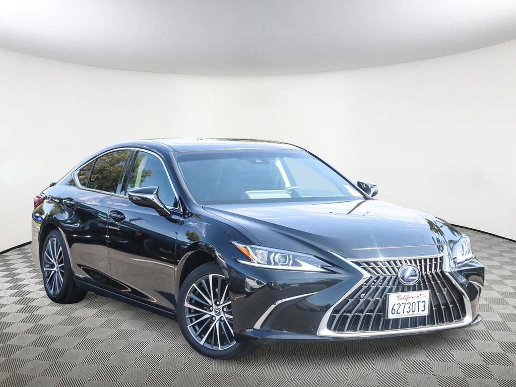 2022 Lexus ES