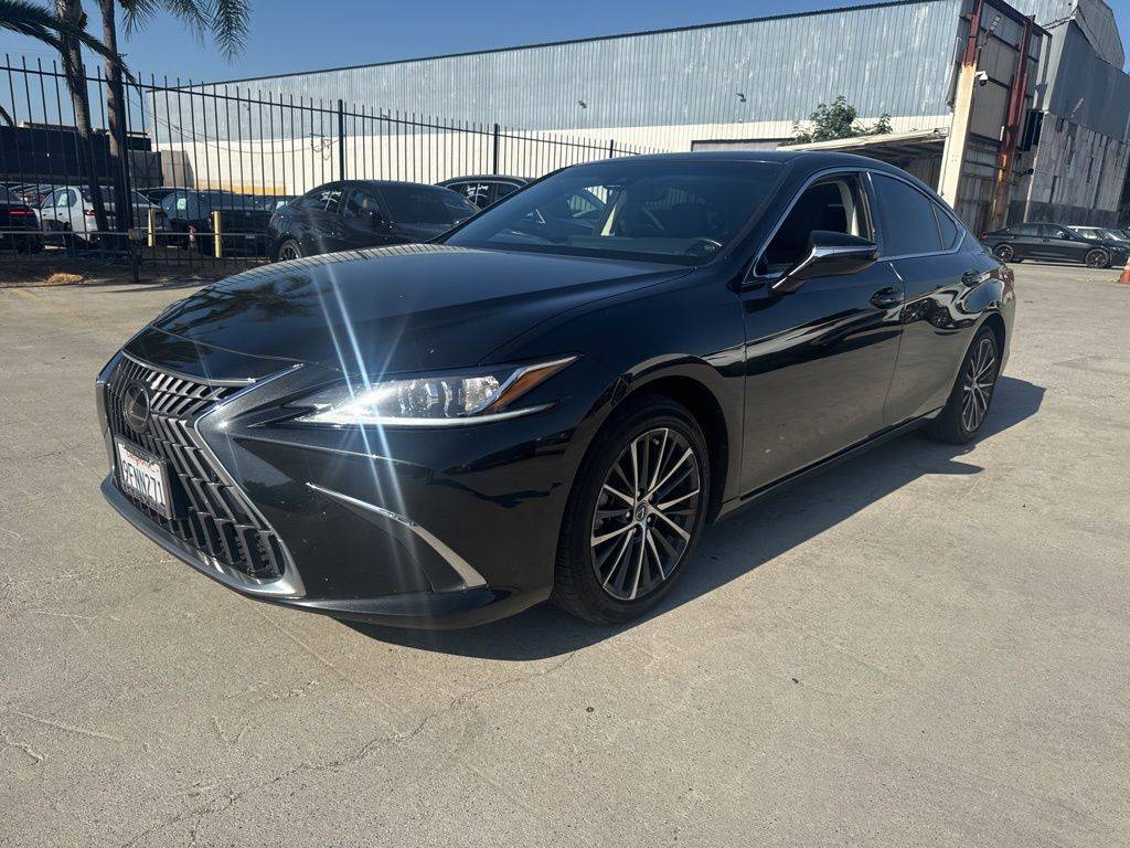 2023 Lexus ES