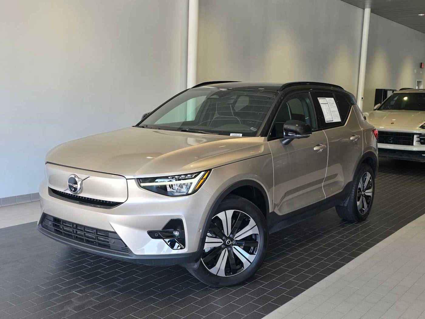 2023 Volvo Xc40 Recharge Pure Electric
