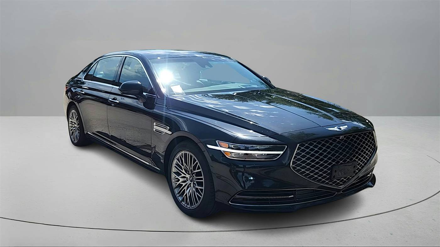 2021 Genesis G90
