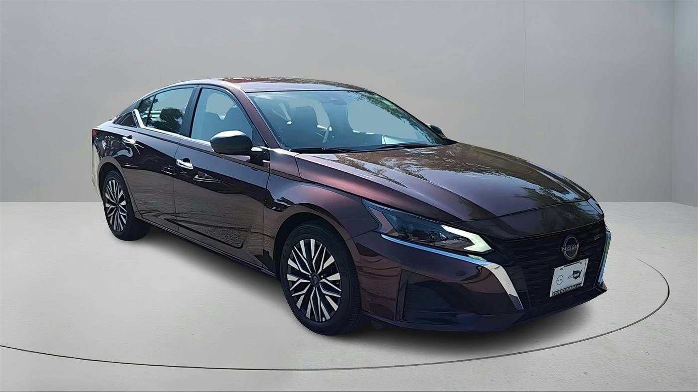 2025 Nissan Altima