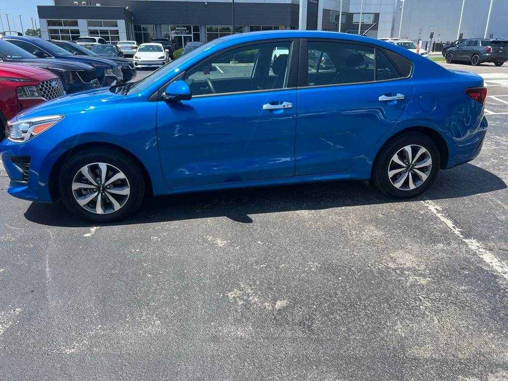 2023 Kia RIO