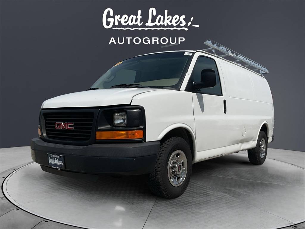 2016 GMC Savana Cargo Van