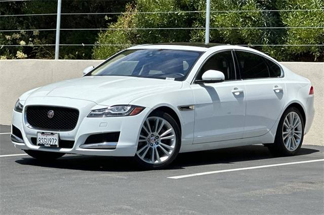 2020 Jaguar XF