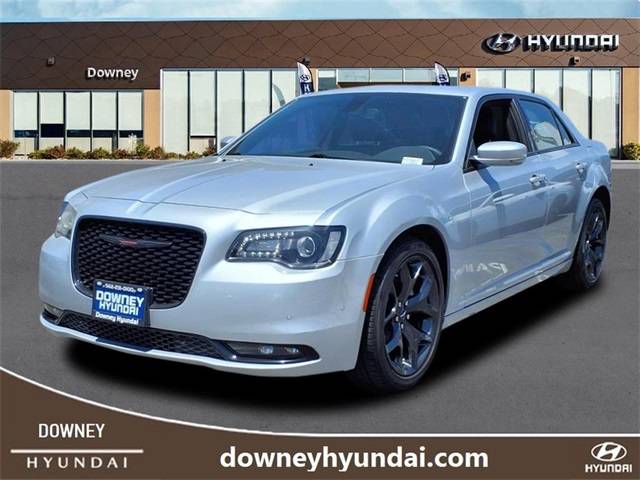 2023 Chrysler 300