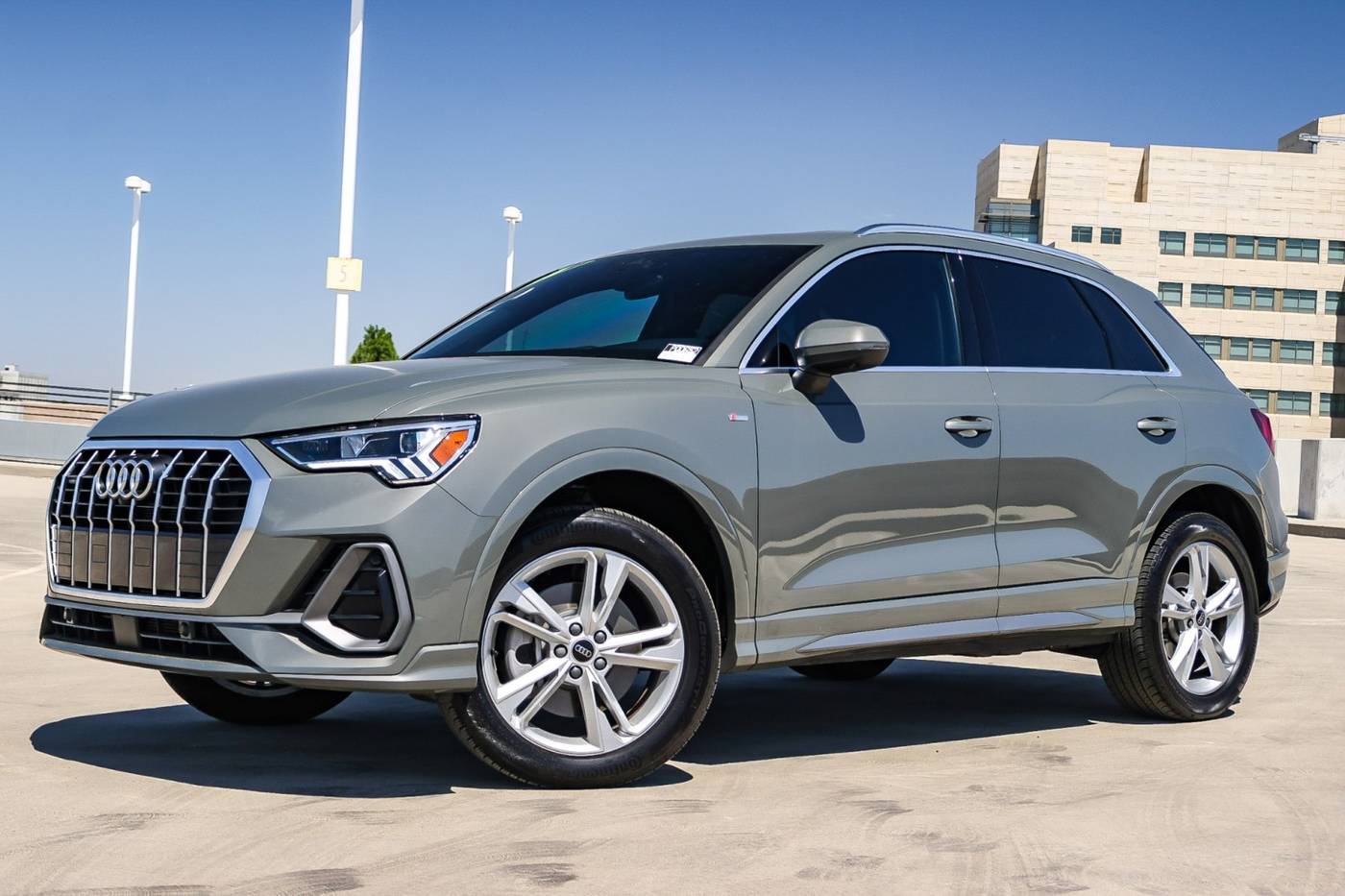 2023 Audi Q3