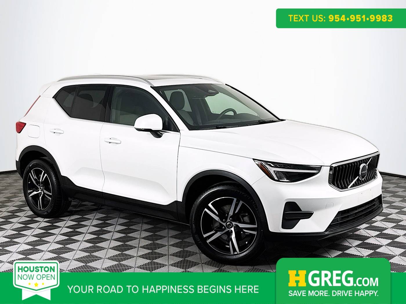 2025 Volvo XC40