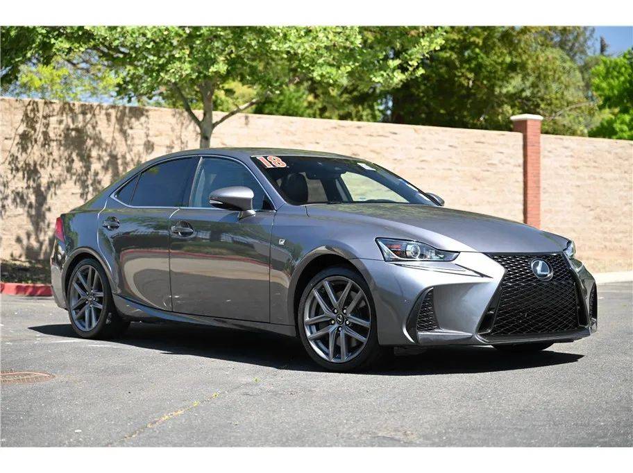 2018 Lexus IS