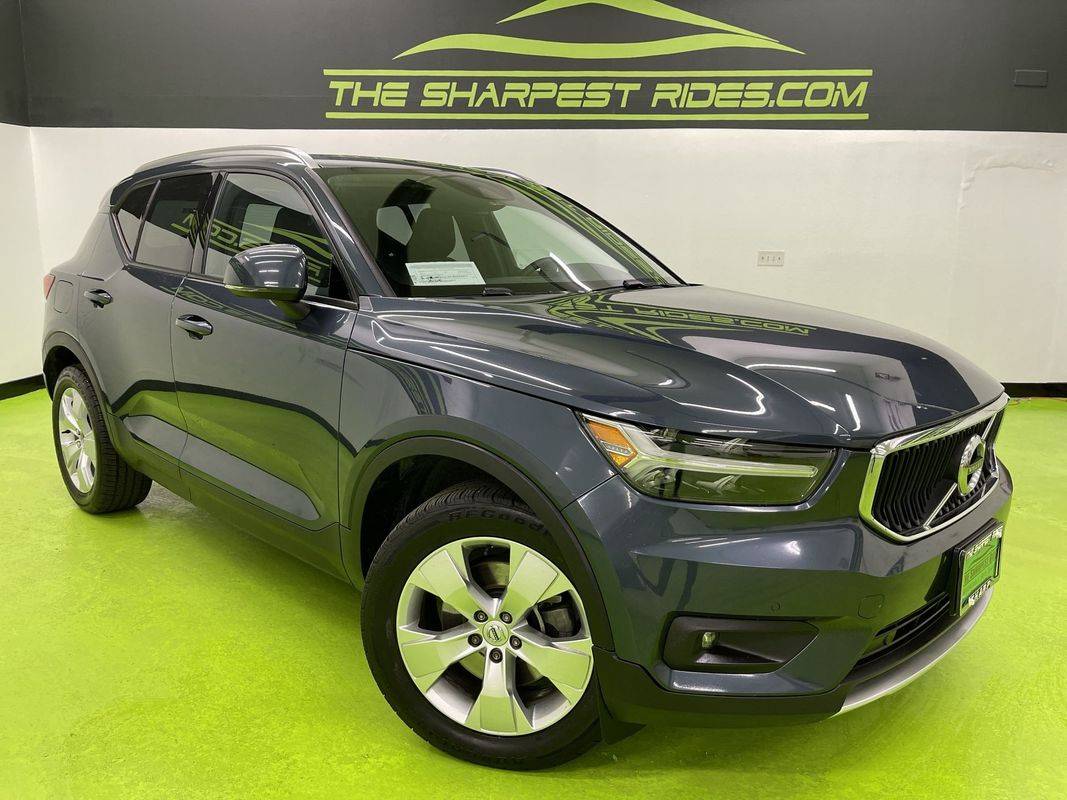 2022 Volvo XC40