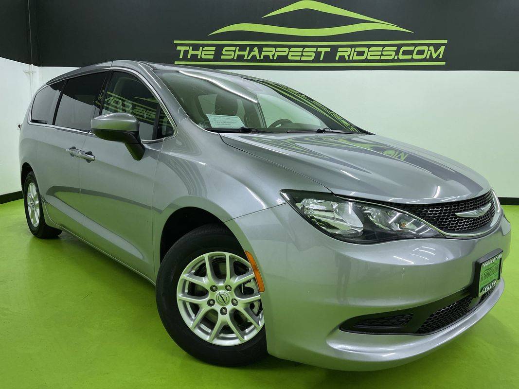 2021 Chrysler Voyager