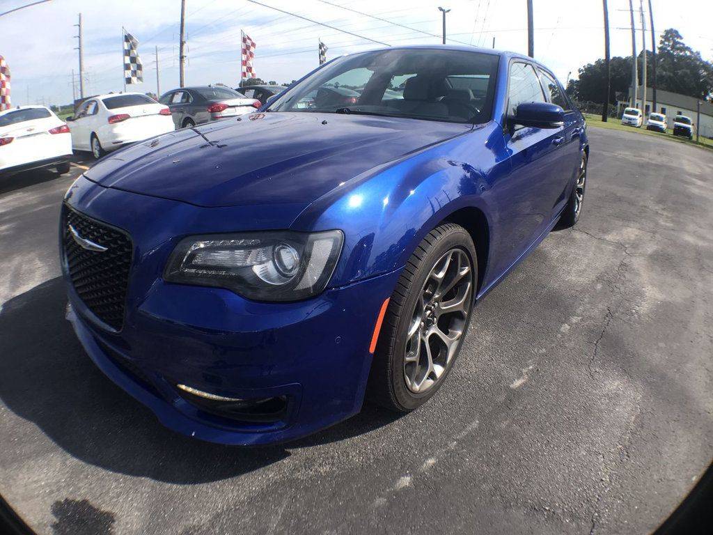 2018 Chrysler 300