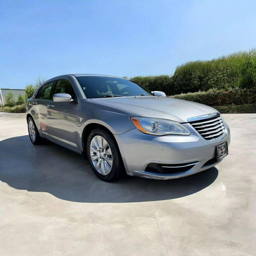 2013 Chrysler 200
