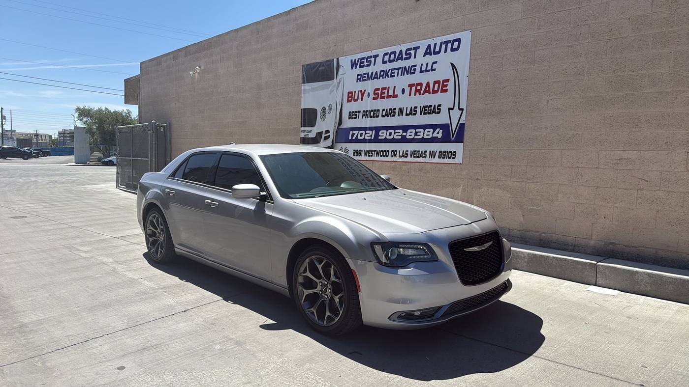 2017 Chrysler 300