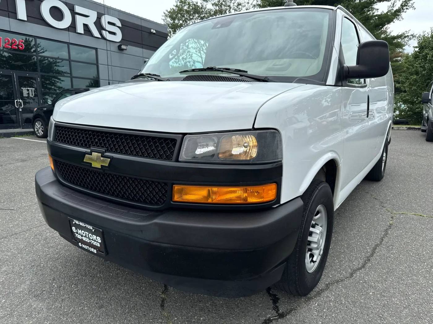 2022 Chevrolet Express Cargo Van