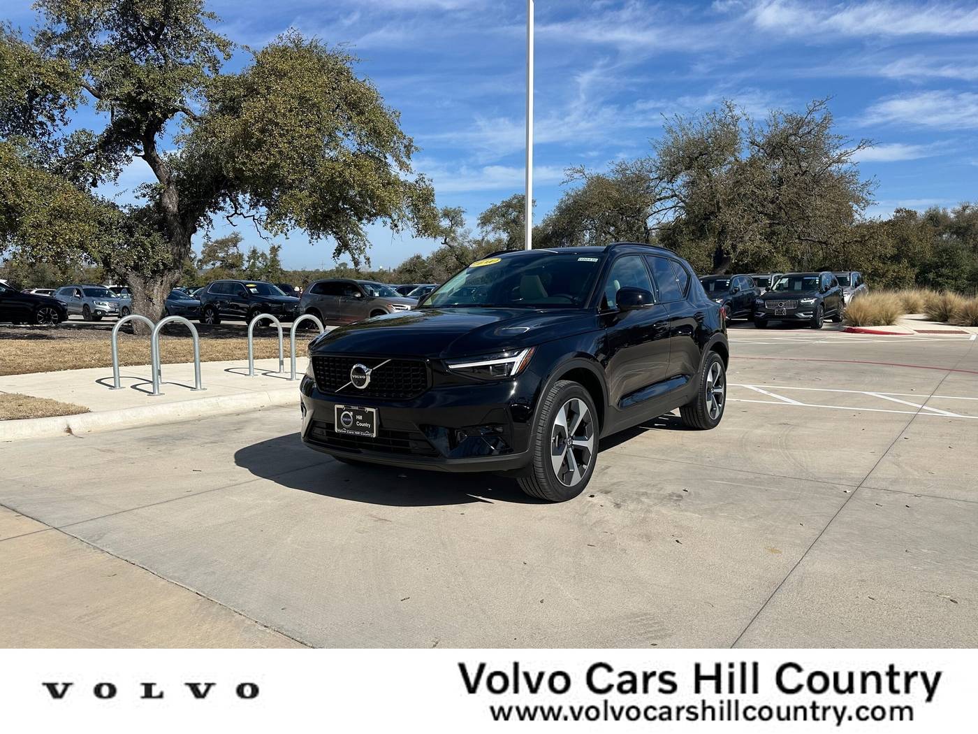 2025 Volvo XC40