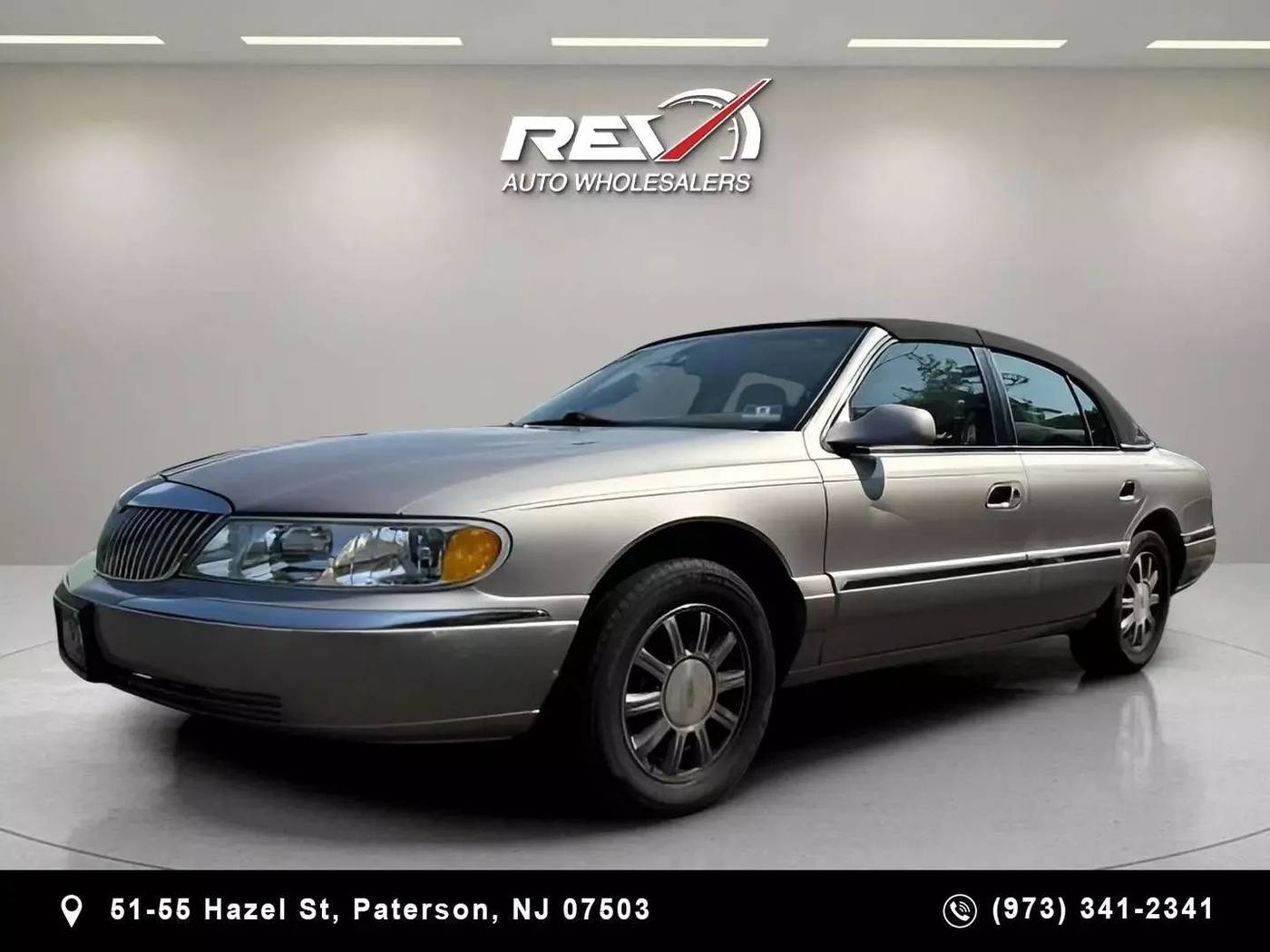 2002 Lincoln Continental