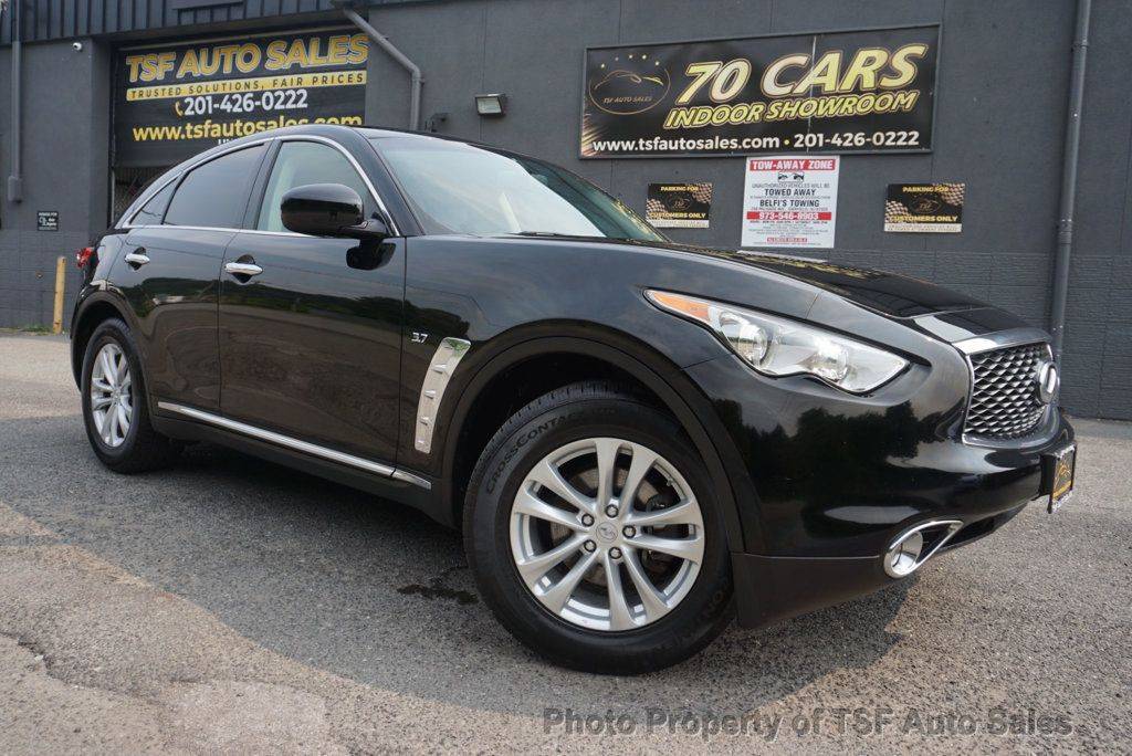 2017 Infiniti QX70