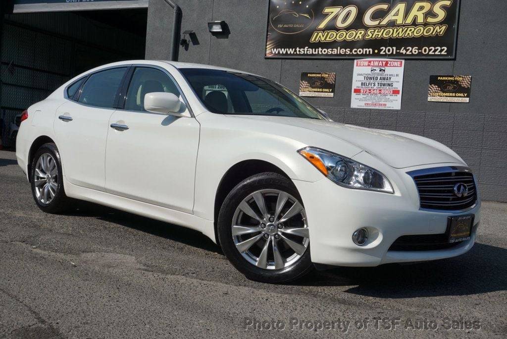 2012 Infiniti M37