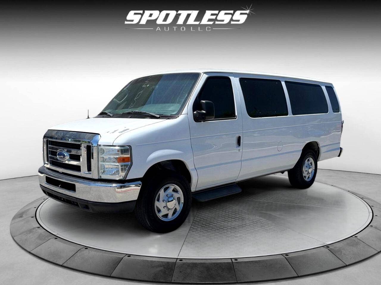 2013 Ford Econoline Wagon