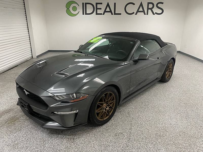 2020 Ford Mustang