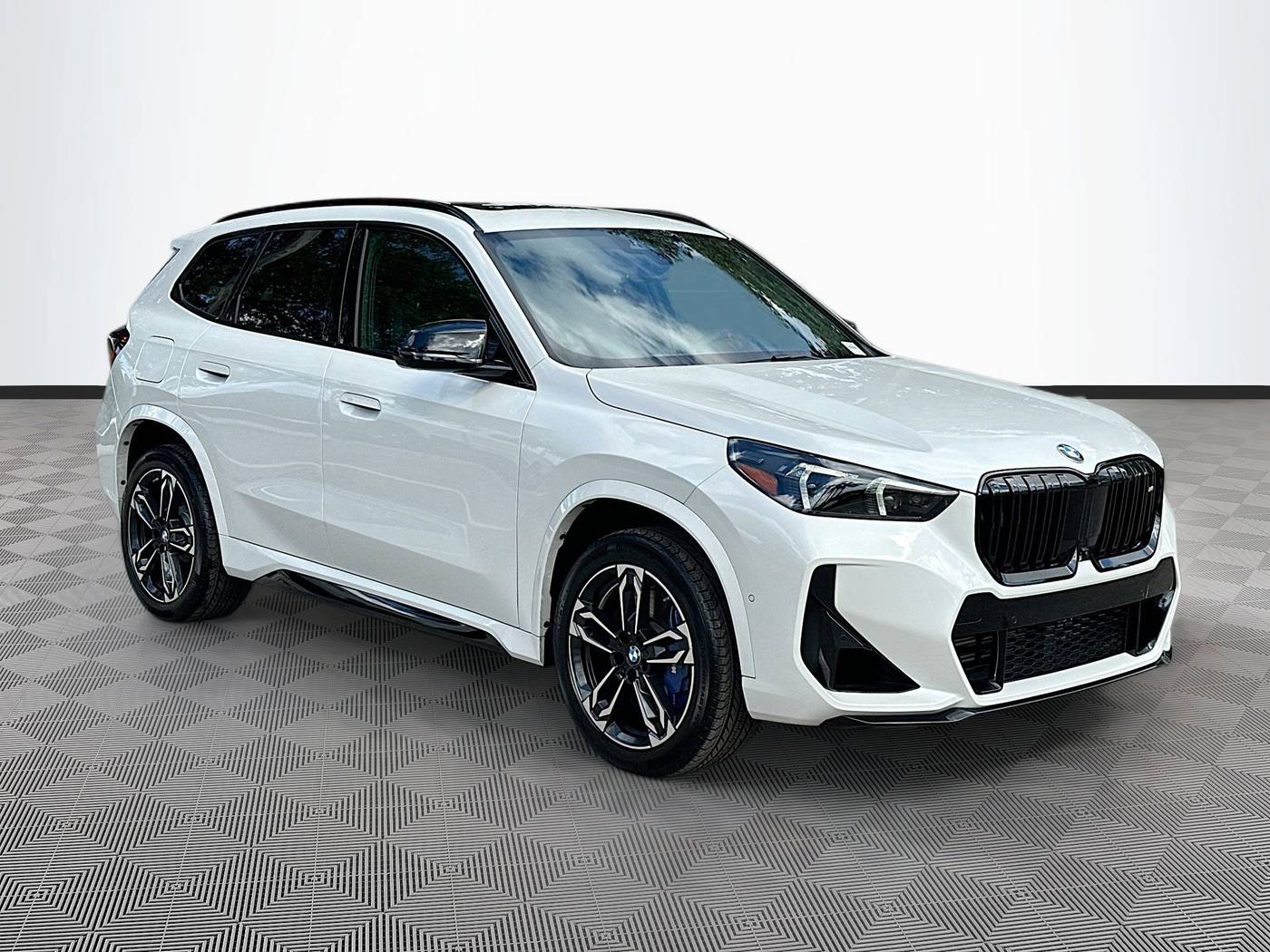 2024 BMW X1