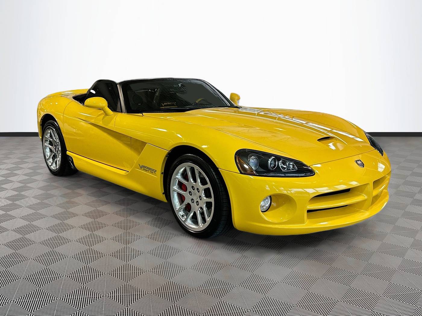2005 Dodge Viper