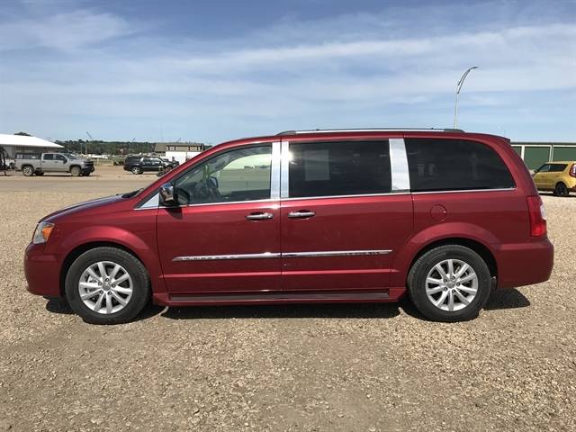 2016 Chrysler Town & Country