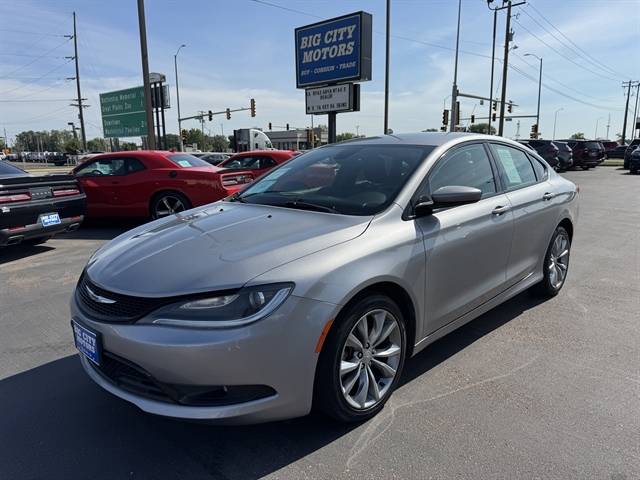 2016 Chrysler 200
