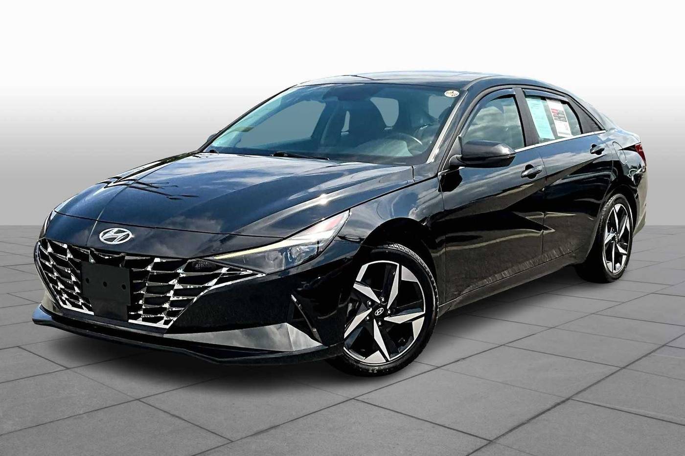 2023 Hyundai Elantra Hybrid