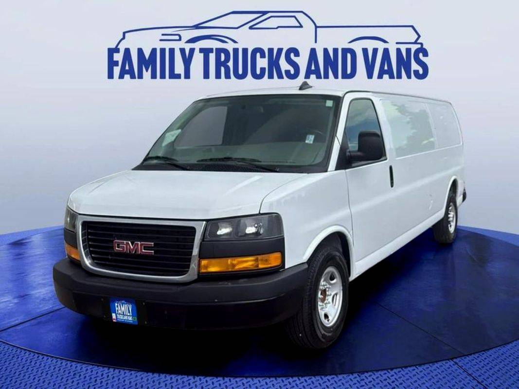 2023 GMC Savana Cargo Van