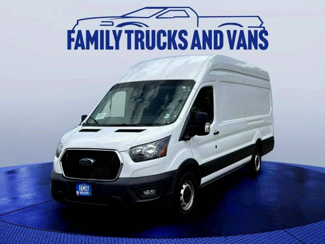 2023 Ford Transit Cargo Van